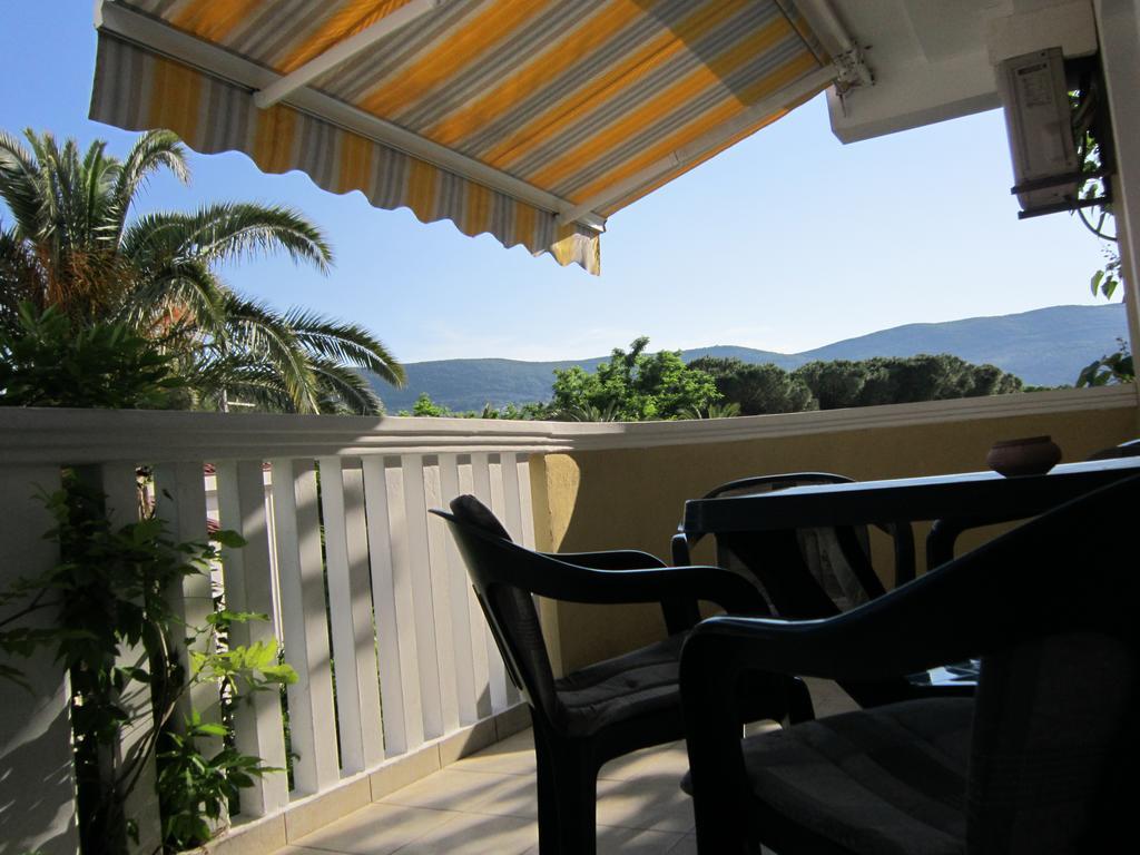 Huter Apartments Herceg Novi Habitación foto