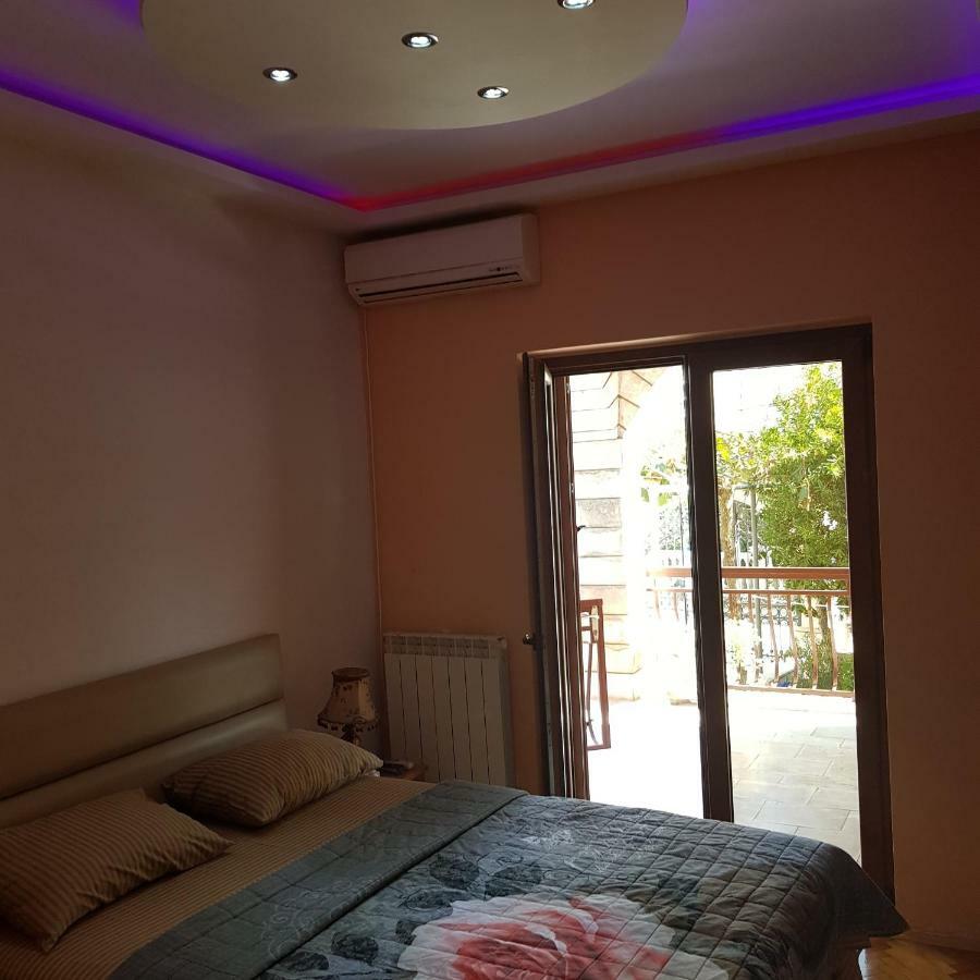 Huter Apartments Herceg Novi Exterior foto